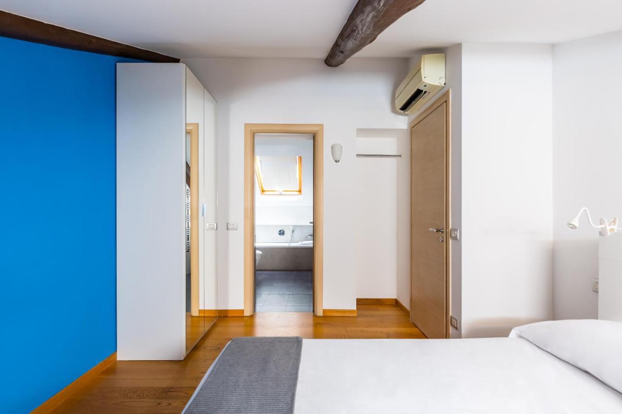 Attico Al Duomo By Napoliapartments エクステリア 写真